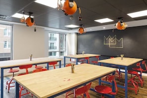 Dining - Hyatus Luxury Residences Somerville (Somerville)