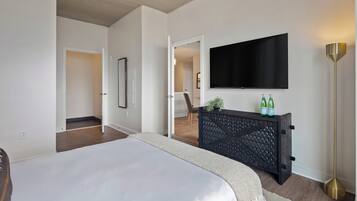 Egyptian cotton sheets, premium bedding, down duvets, pillow-top beds