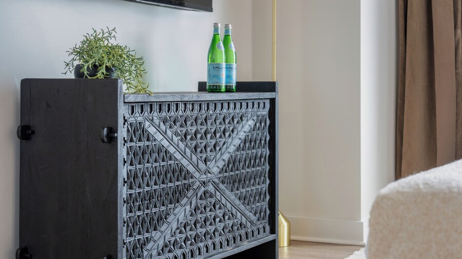 Hyatus Luxury Residences Somerville