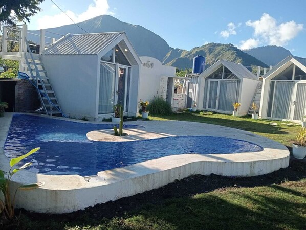 Piscine extérieure