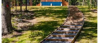 Cozy Mountain Cabin retreat. With fire-pit. Near Shenandoah National Park.