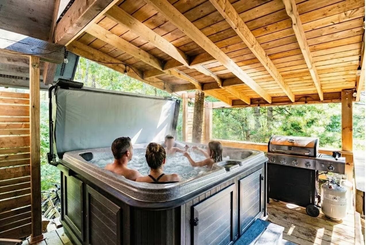 Bain à remous extérieur