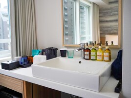 Fasilitas kamar