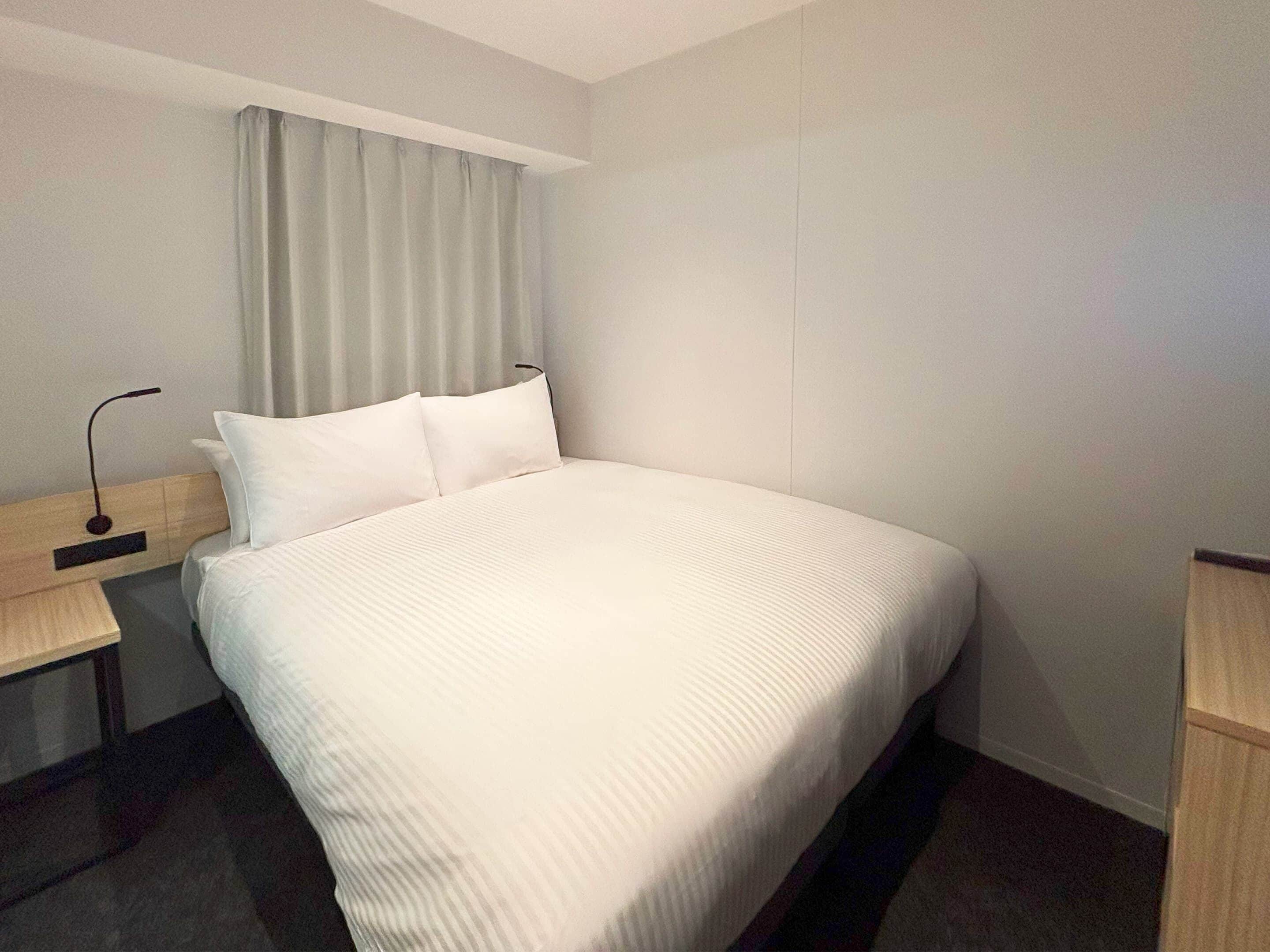 Wi-Fi gratuit, draps fournis