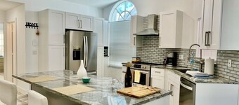 Serene 2-bedroom villa near beach in lovely Boca Raton