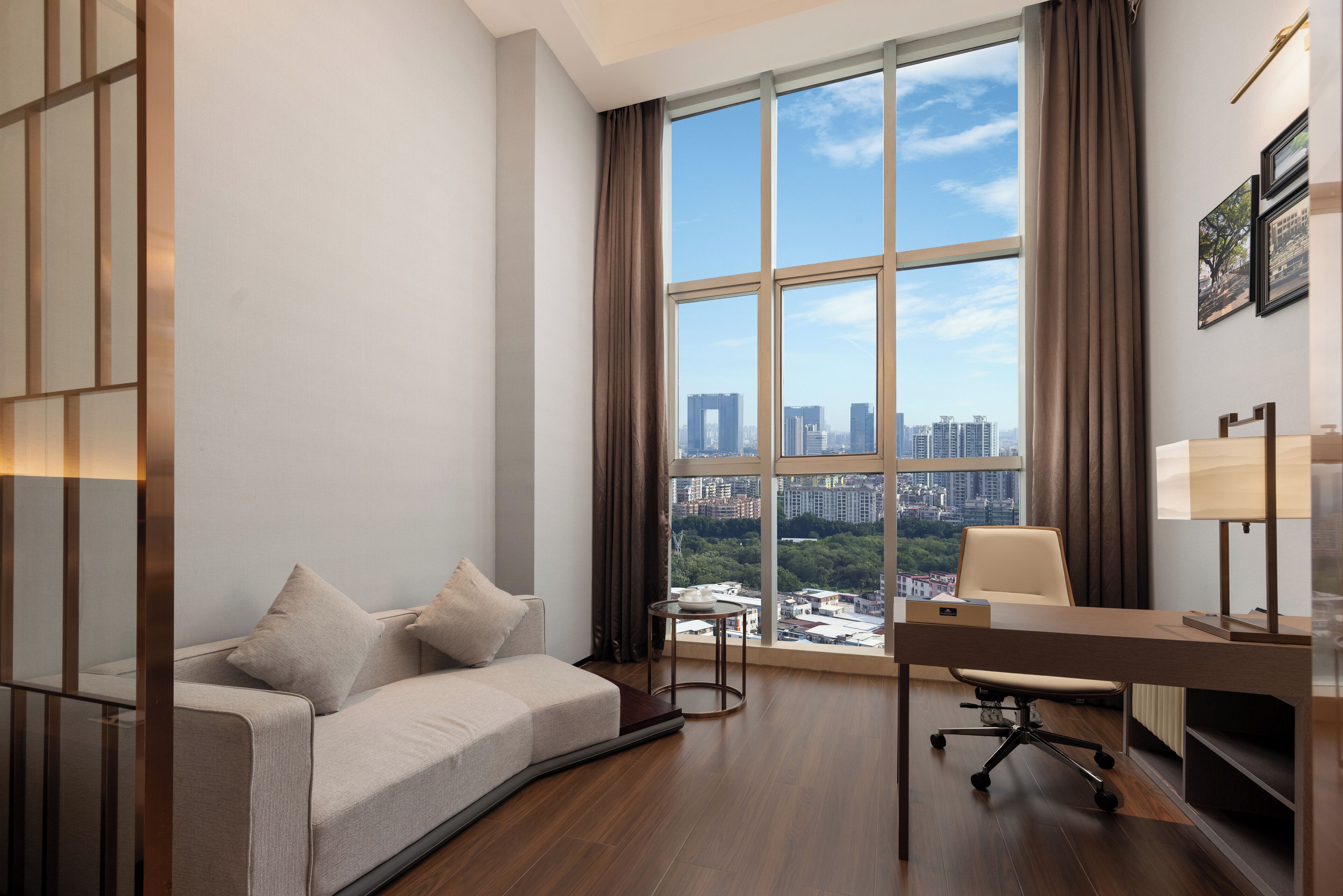 Kamar Double Mewah, pemandangan kota | Meja kerja, ruang kerja ramah laptop, dan Wi-Fi gratis