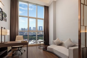 Luxury Single Room, City View | Desk, laptop workspace, free WiFi - Guangzhou Days Hotel  (Guangzhou)