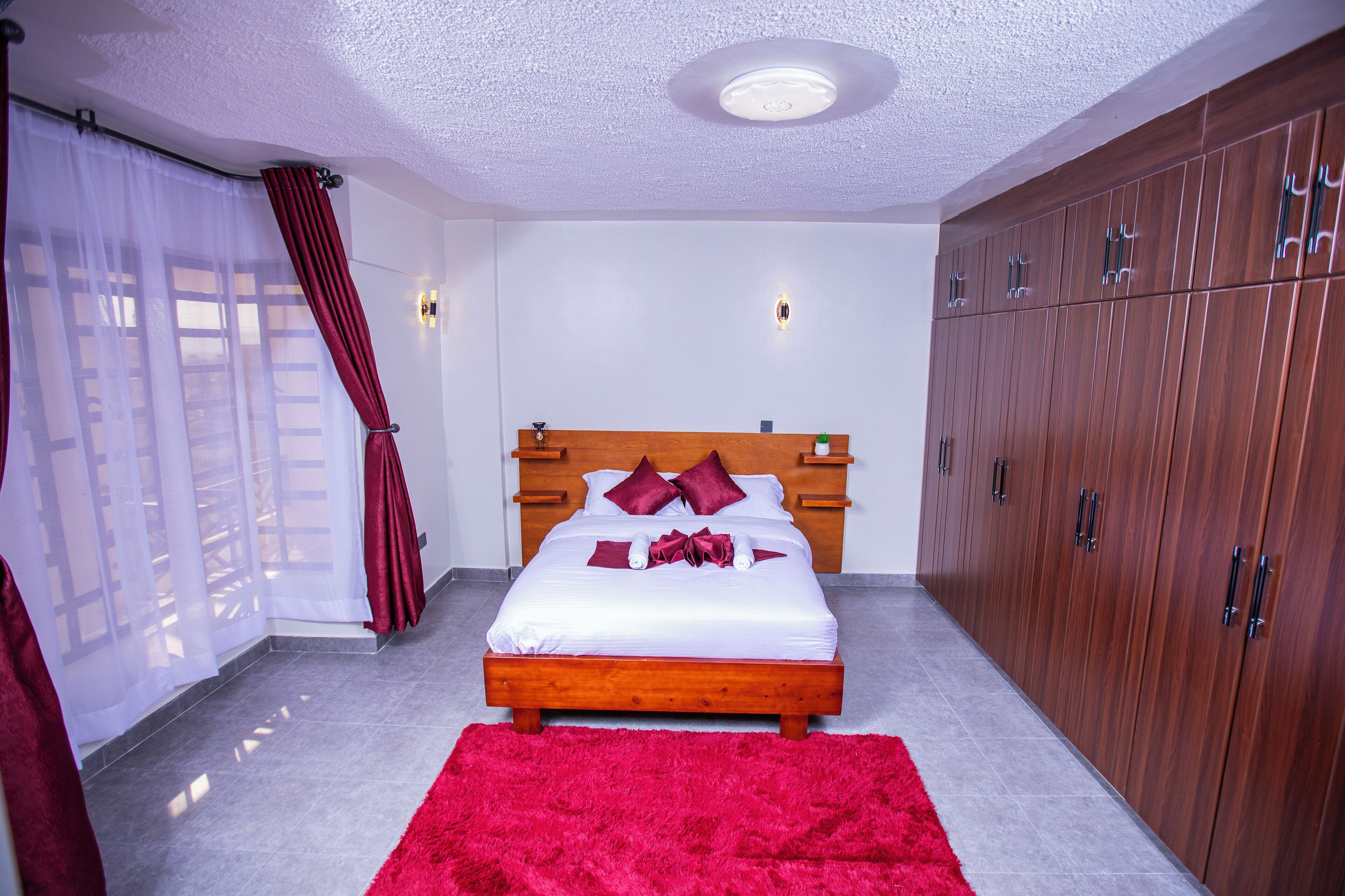 Ferros/tábuas de passar roupa, Wi-Fi, roupa de cama