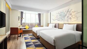 Caja de seguridad en la habitación y cortinas blackout