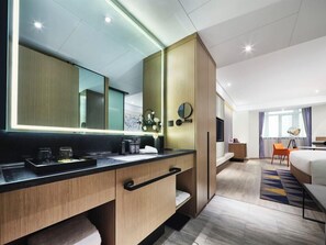 Standard Single Room, City View | In-room safe, blackout drapes, soundproofing, free WiFi - Wanda Moments Heze (Heze)