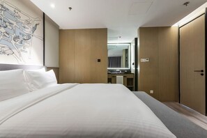 Executive Studio Suite | In-room safe, blackout drapes, soundproofing, free WiFi - Wanda Moments Heze (Heze)