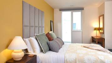 Iron/ironing board, WiFi