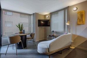 TV, offices - NOK Amazing 3BR in Bogota with Terrace in street 84 (Bogotá)