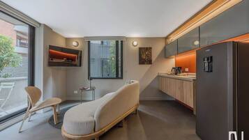 Televisión y oficina