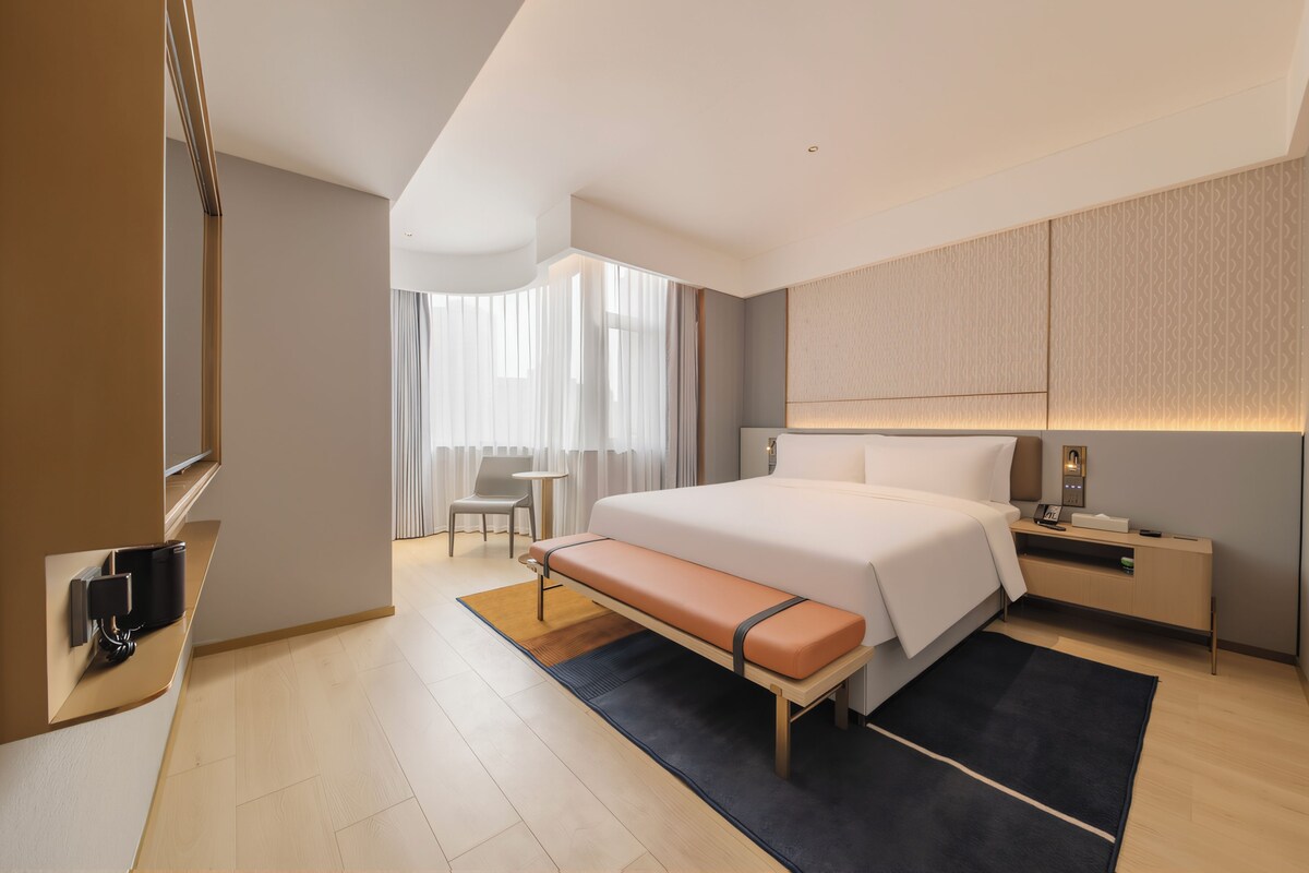 Superior Double Room, City View | Premium bedding, down comforters, memory foam beds, minibar (free items)
