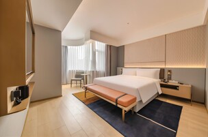 Superior Double Room, City View | Premium bedding, down comforters, memory foam beds, free minibar