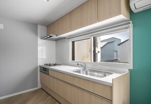 Fridge, microwave, oven, stovetop - VILLAS PARK KAMIFURANO (Kamifurano)