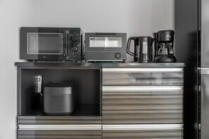 Fridge, microwave, oven, stovetop - VILLAS PARK KAMIFURANO (Kamifurano)