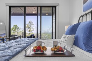 9 bedrooms, iron/ironing board, WiFi - Eagle`s Vista · Heated Pool, Stunning Views, Hot Tub & Game Room - Sleeps 30! (Broken Bow)