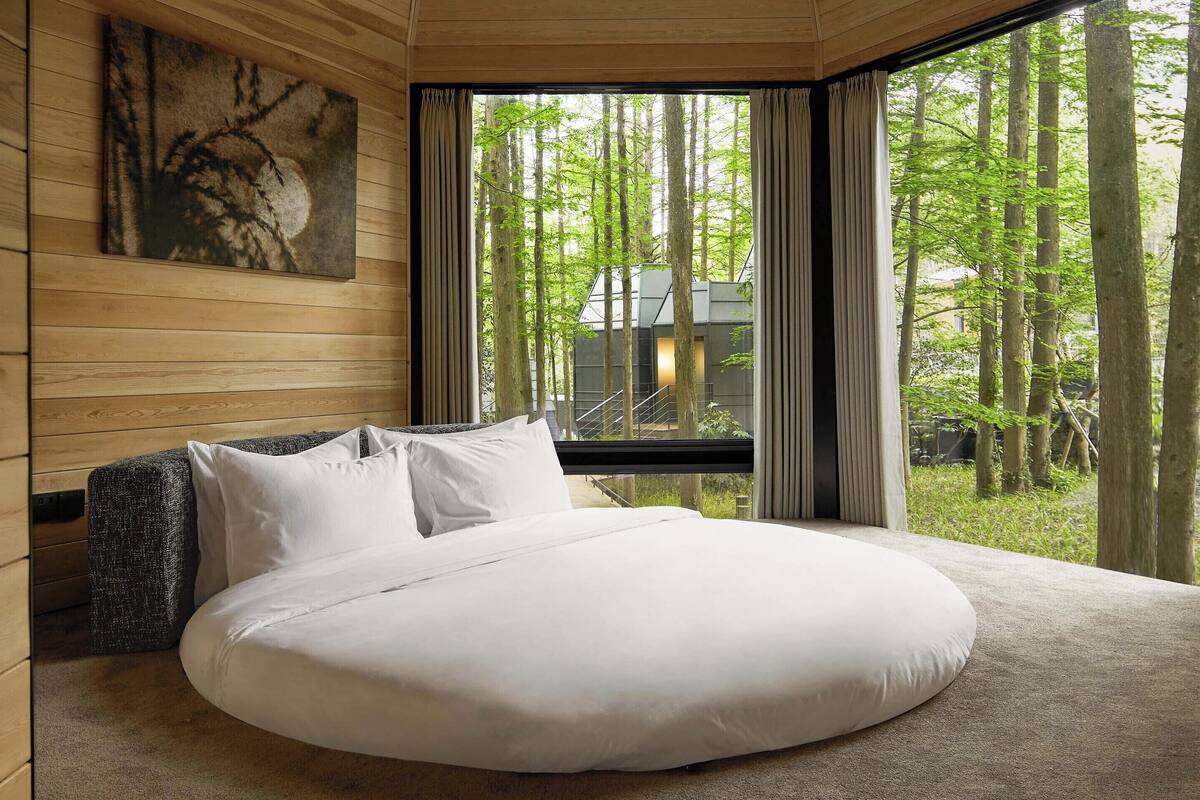 Chalet Khas, pemandangan bukit | Brankas, tirai kedap cahaya, tempat tidur bayi gratis, dan Wi-Fi gratis