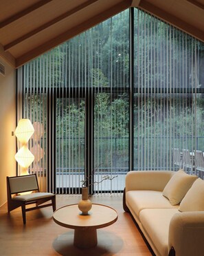 Standard Suite, Hill View | View from room - LOSTLODGE Dongming Mountain (Hangzhou)