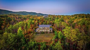 Exterior - Peaceful Horizons with Views, 2 Hot Tubs, Seclusion, Games! (Gatlinburg)