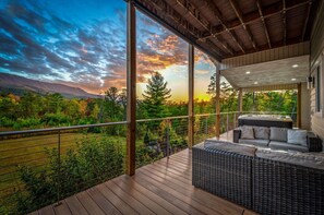 Terrace/patio - Peaceful Horizons with Views, 2 Hot Tubs, Seclusion, Games! (Gatlinburg)