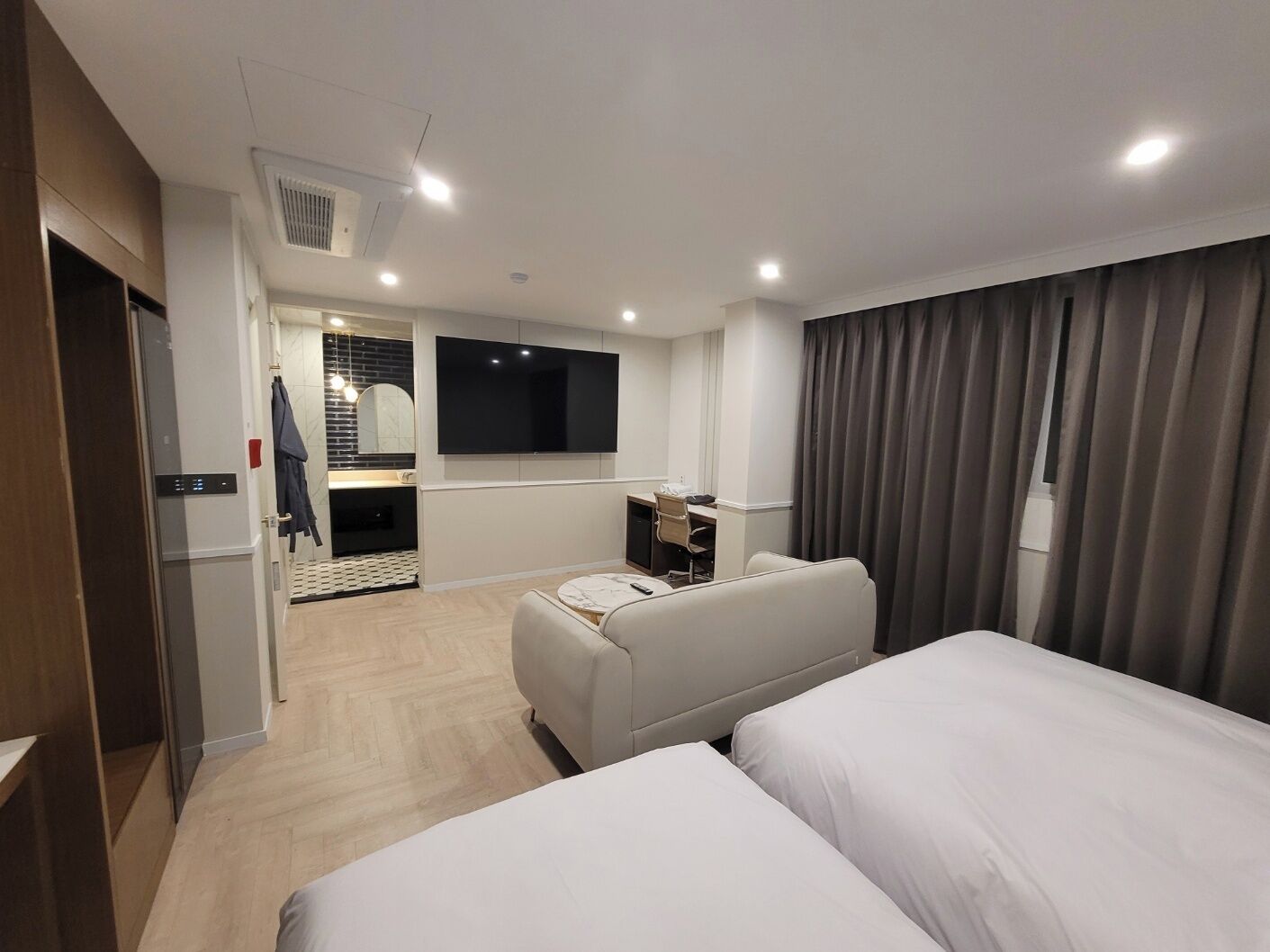 그랜드 트윈룸 | 무료 WiFi