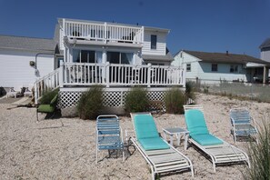 Terrace/patio - Spacious Waterfront Vacation Home, 4 Bedrooms, Sleeps 12 (Little Egg Harbor Township)