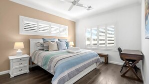 Iron/ironing board, free WiFi, bed sheets