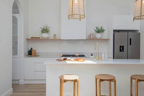 Fridge, microwave, oven, stovetop - Nirvana Dream Home with Firepit & Walk to Beach (Long Jetty)