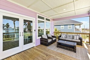 House (3 Bedrooms) | Property amenity - The Purple Pelican (Galveston)