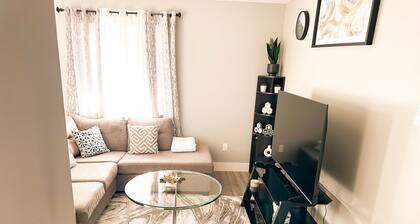 Convenient Airport Getaway – Relaxing, Safe, and Perfect for All Travelers.