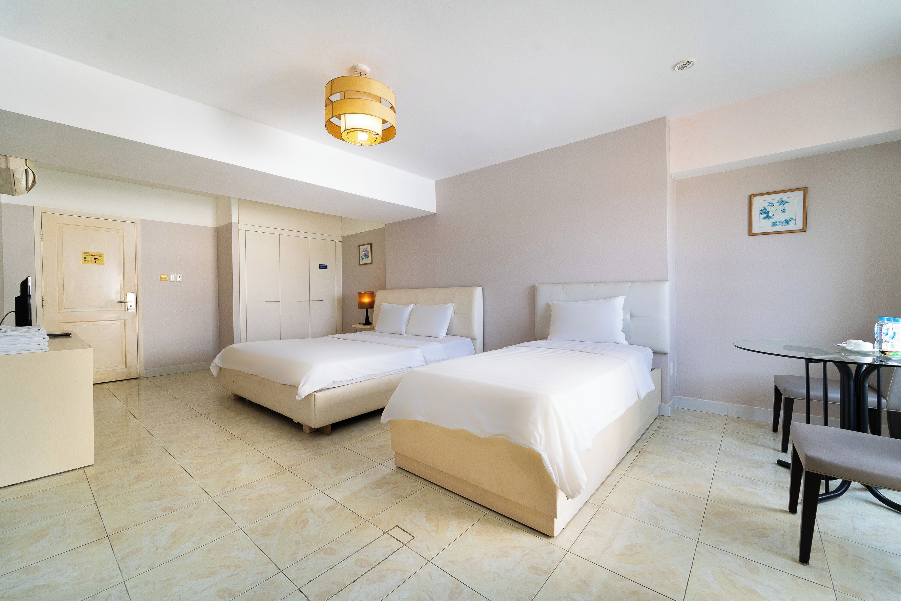 Chambre Triple Supérieure | Bureau, espace de travail pour ordinateur portable, Wi-Fi gratuit