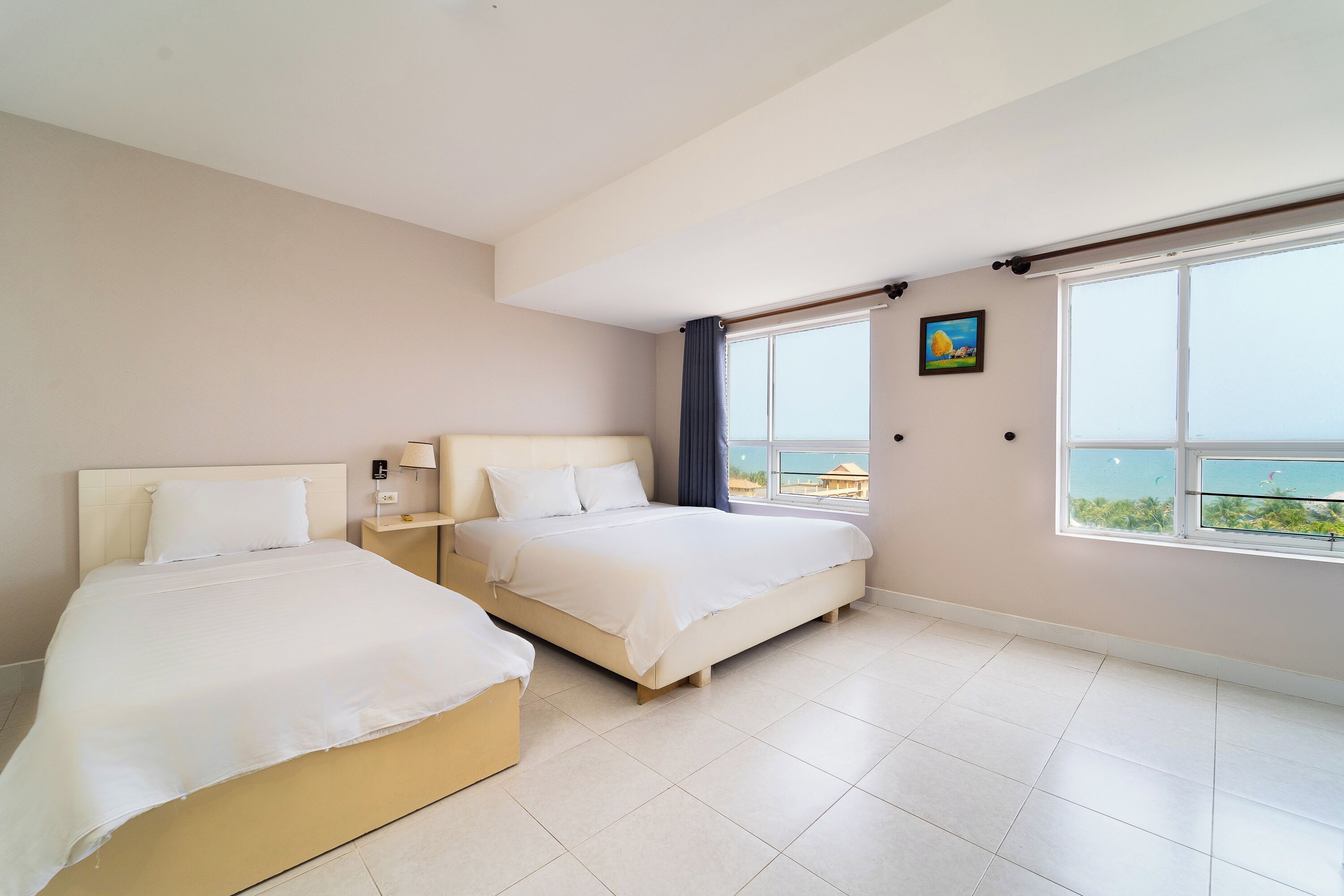 Chambre Familiale, plusieurs lits | Bureau, espace de travail pour ordinateur portable, Wi-Fi gratuit