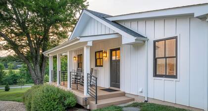Fairwood Cottage- Peaceful Charlottesville Getaway