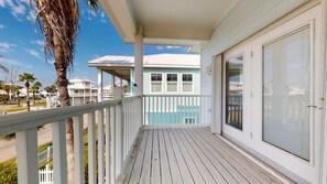 Property grounds - RD207 Royal Dunes, Shared Pool, Hot Tub, Boardwalk to Beach, Golf Cart Included (Port Aransas)