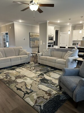 Smart TV - Masters Tournament Rental 2026 (Graniteville)