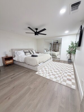 2 bedrooms, free WiFi, bed sheets