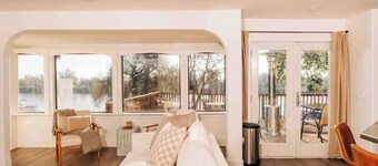 Stay right on the water with this 2 bedroom 1.5 bath charming stay!