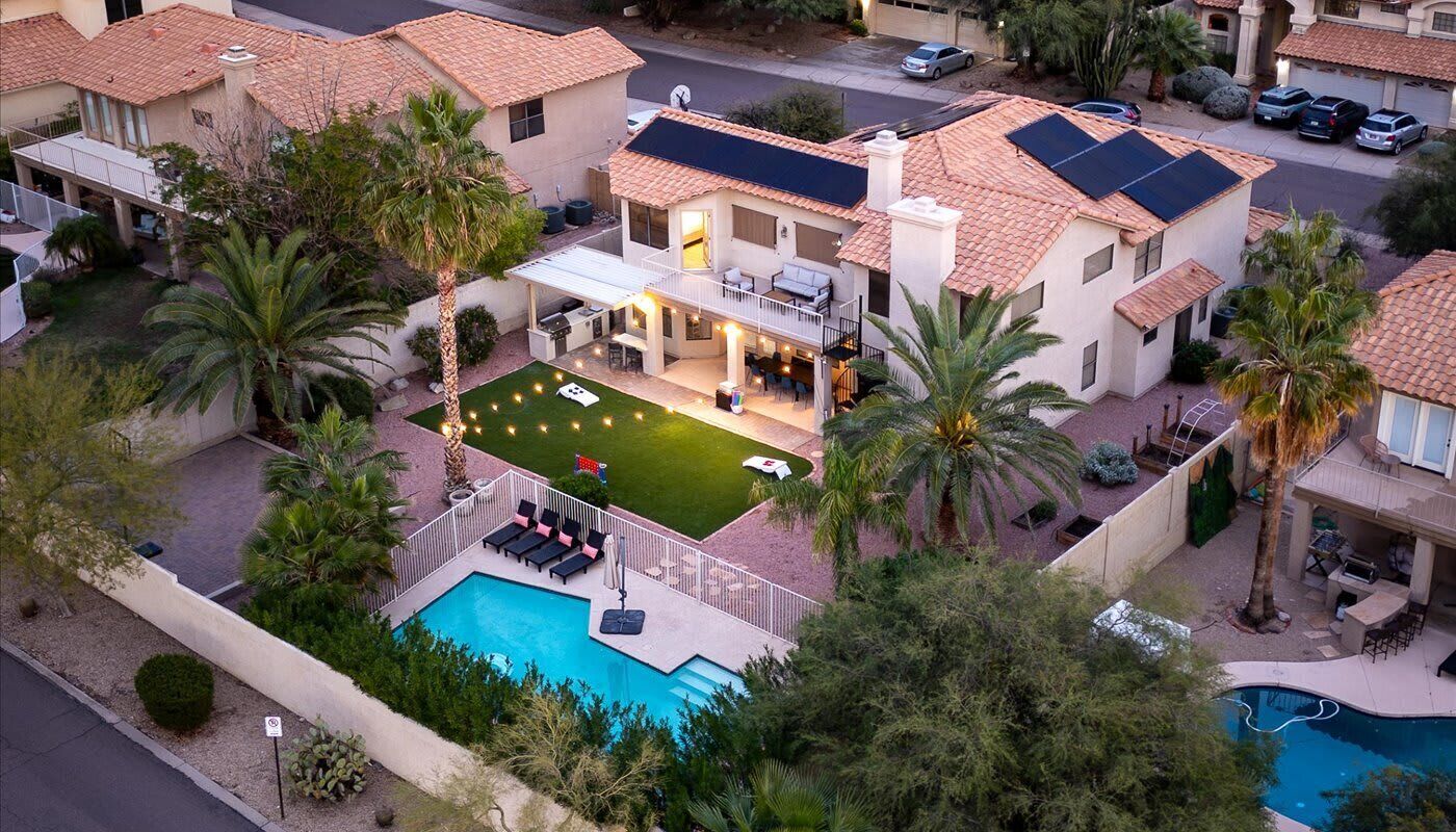 المنشأة من الخارج