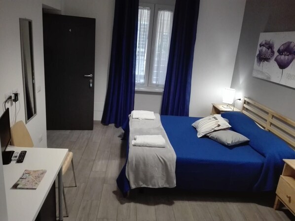 Room - Maison Villa Torlonia (Rome)