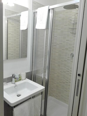 Room - Maison Villa Torlonia (Rome)