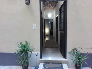 Bar (on property) - Maison Villa Torlonia (Rome)