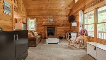 Fernseher, Kamin, Arbeitsbereiche