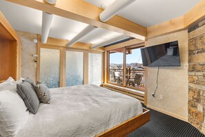 1 quarto, Wi-Fi de cortesia, roupa de cama
