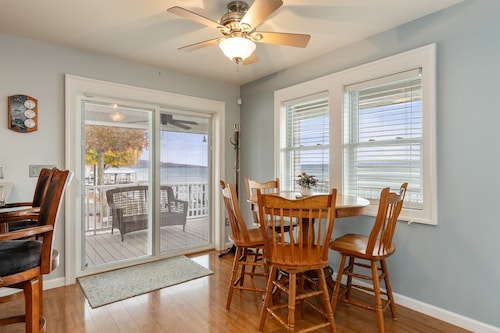 Cayuga Lake | Dock | Sleeps 10 | Near Wineries
