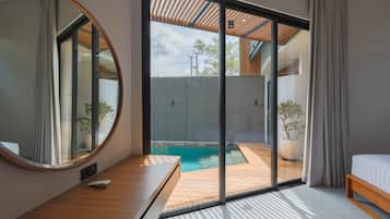 Minibar, in-room safe, iron/ironing board, travel cot