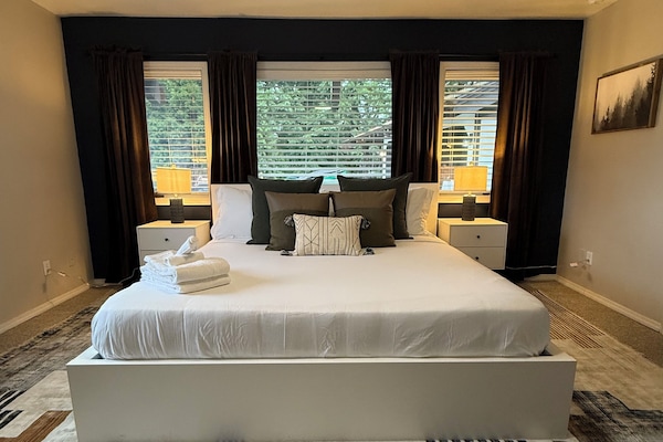 4 slaapkamers, een strijkplank/strijkijzer, wifi, beddengoed