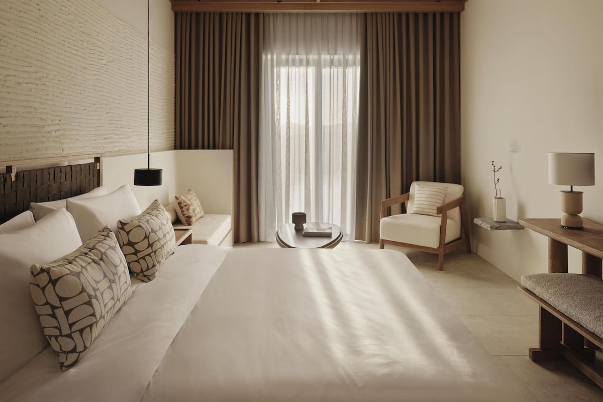 Room, 1 Queen Bed, Private Pool | Minibar, in-room safe, blackout curtains, soundproofing
